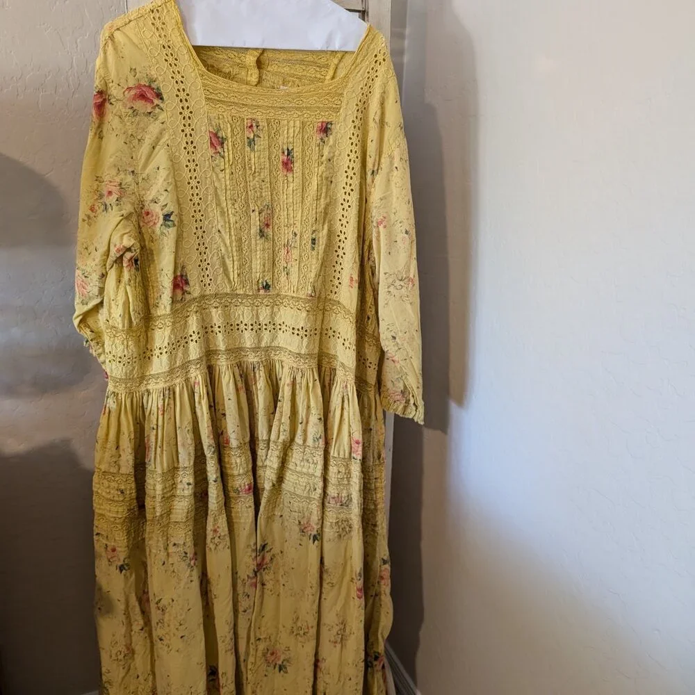 NEW Magnolia Pearl Floral Raelle Dress - Picture 6 of 6